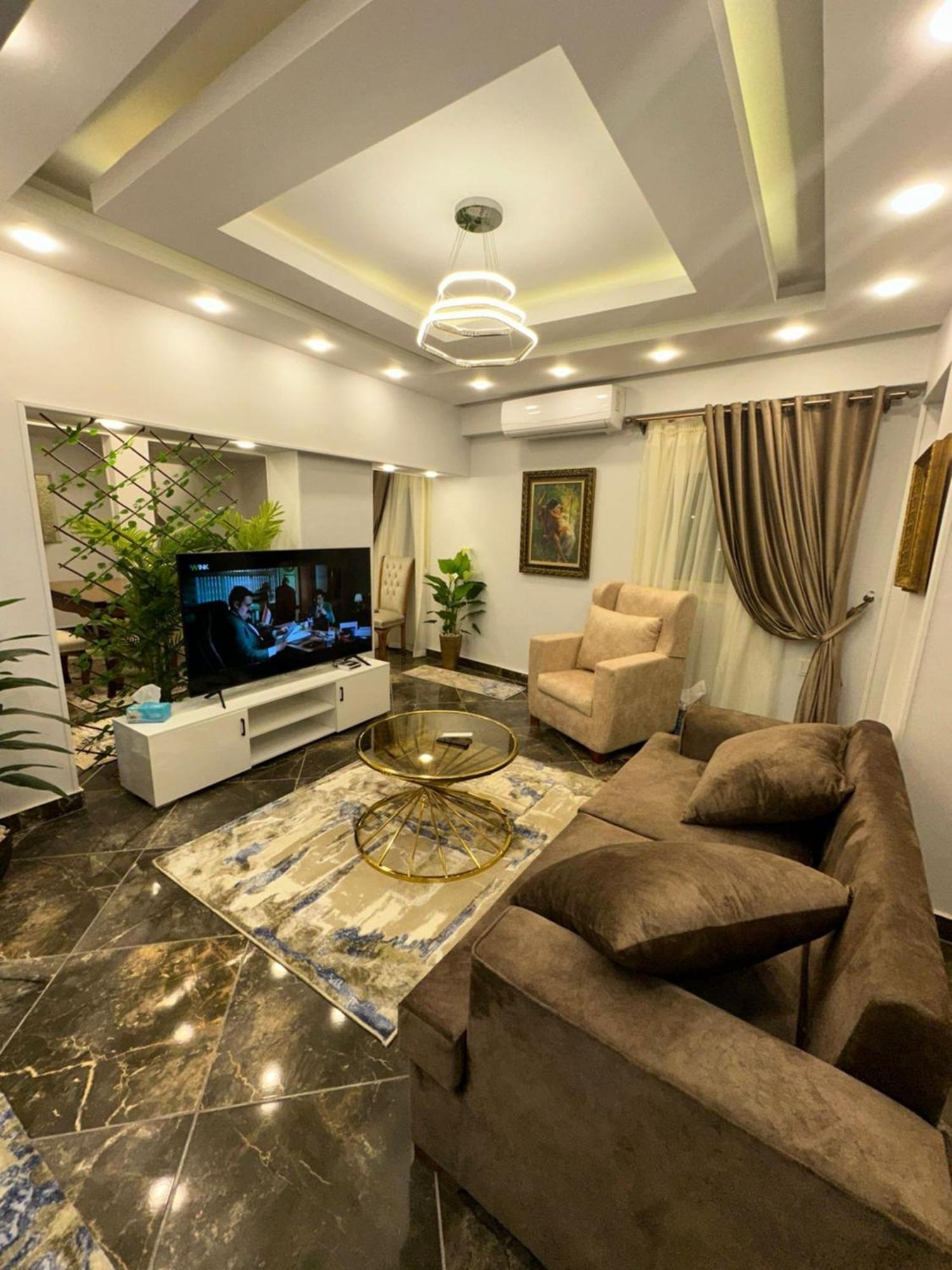 Well-equipped 2br In Sphinx Square El Agouza - Families Only * Cairo