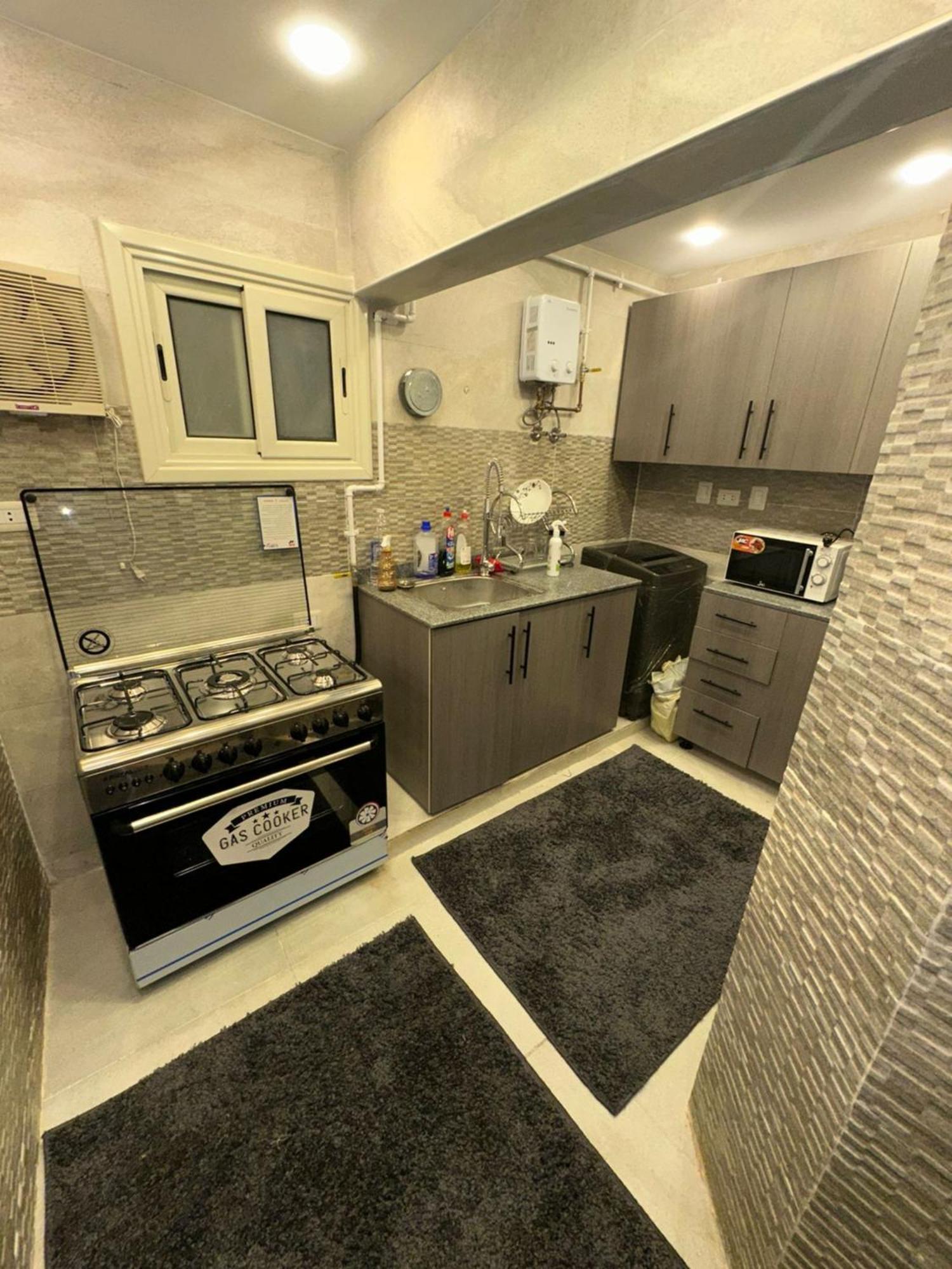 Well-equipped 2br In Sphinx Square El Agouza - Families Only * Cairo